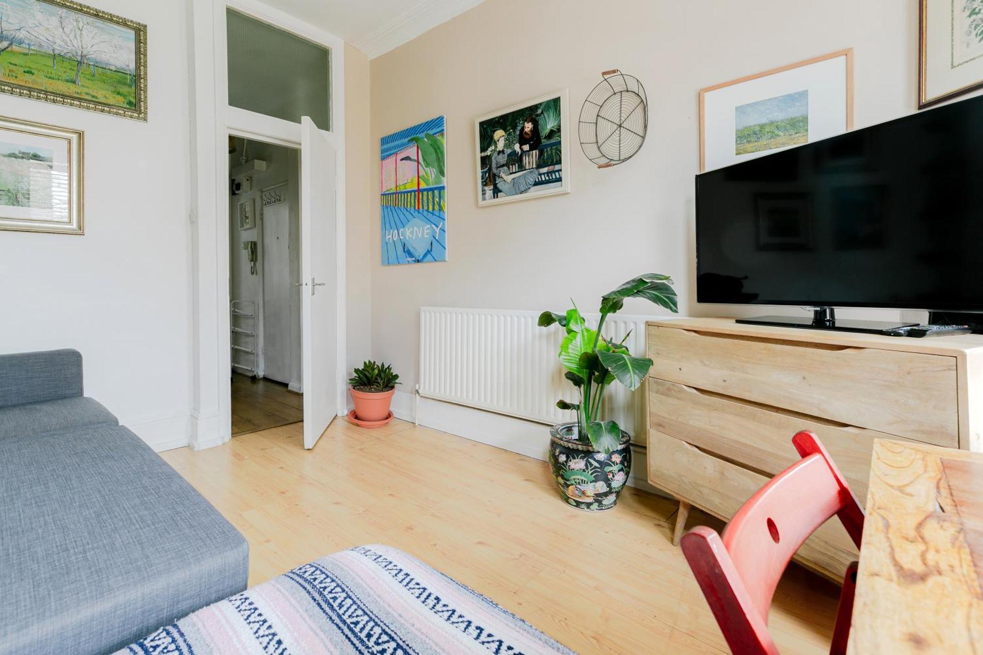 Ferienwohnung Artistic Central London Flat, 2 Minute Walk To The Station! Exterior foto